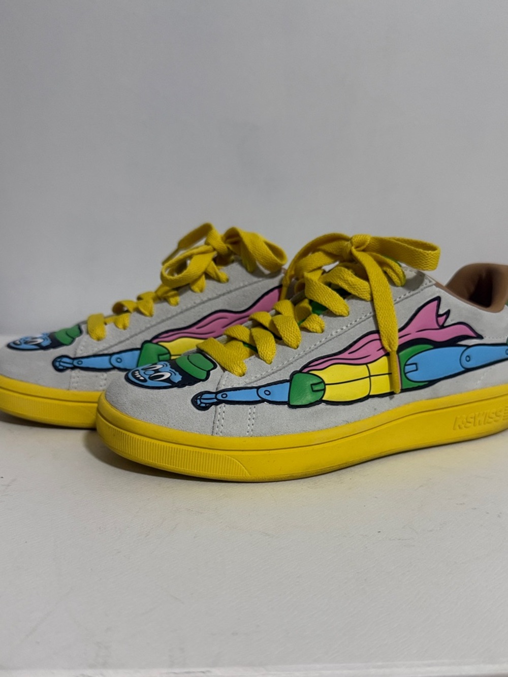 K-Swiss Court Tiebreak II X Rakeem Miles Yellow Cartoon Graphic Low-Top Sneakers